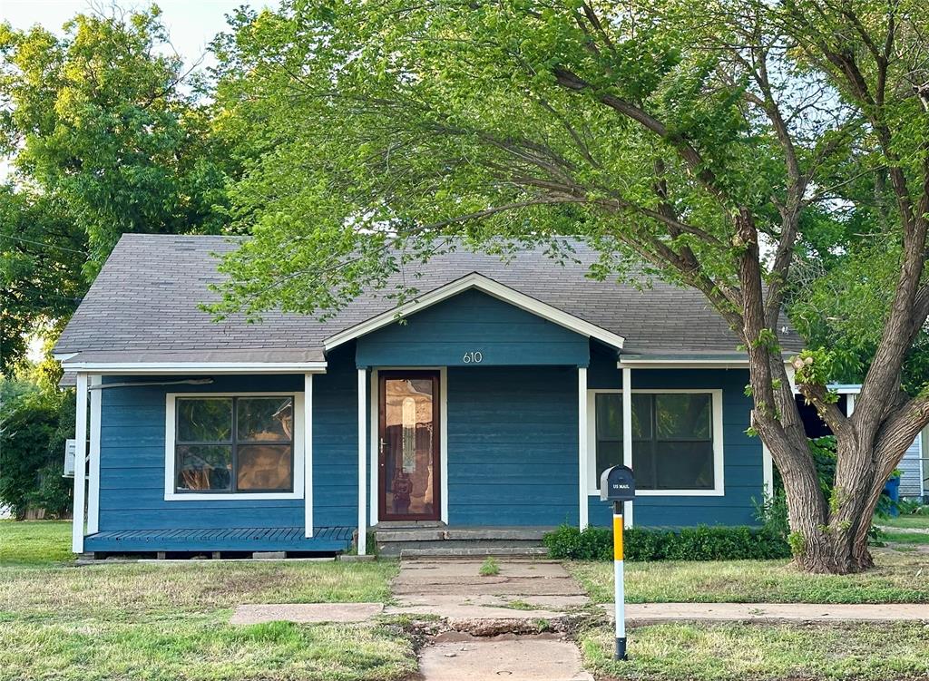 610 W Dale Street Property Photo 1