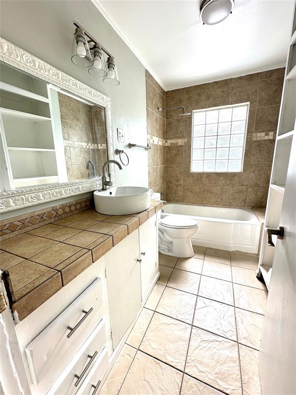 610 W Dale Street Property Photo 9