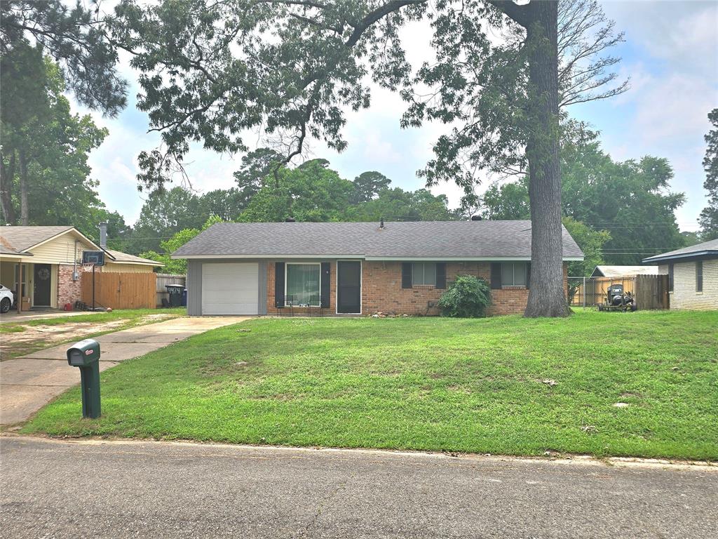 9474 Poinsetta Drive Property Photo 1