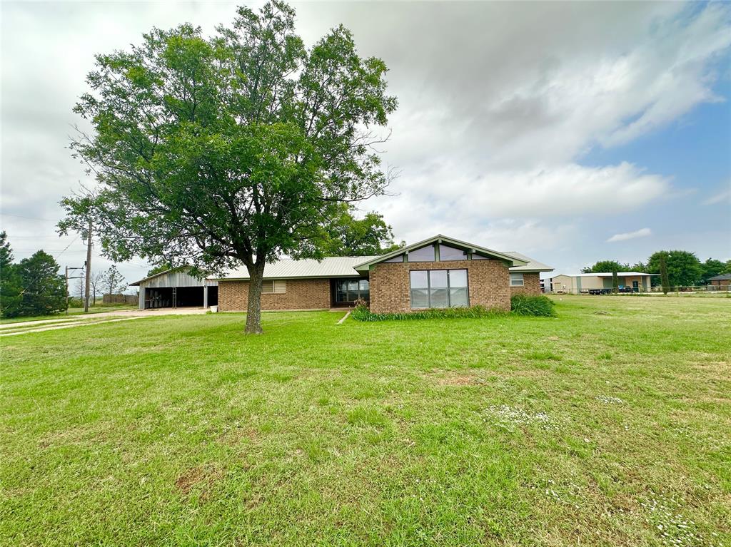 524 Fm 126 Property Photo 1