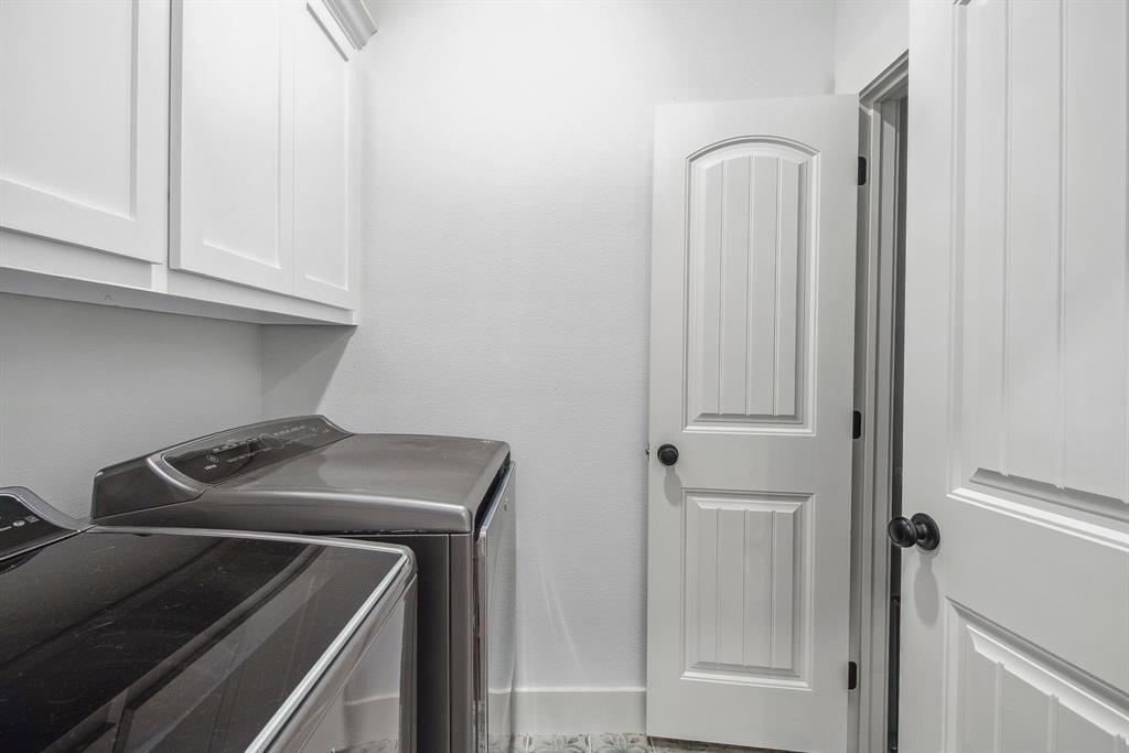 5185 Fox Trot Lane Property Photo 10