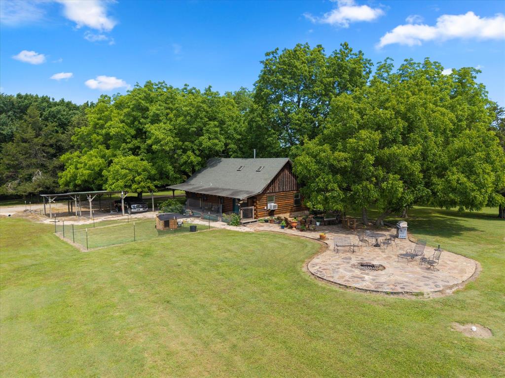 445 County Road 4742 Property Photo 28