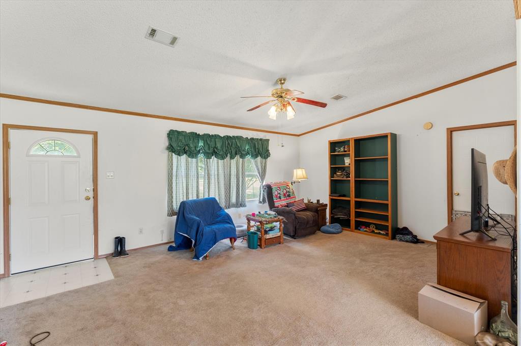445 County Road 4742 Property Photo 33