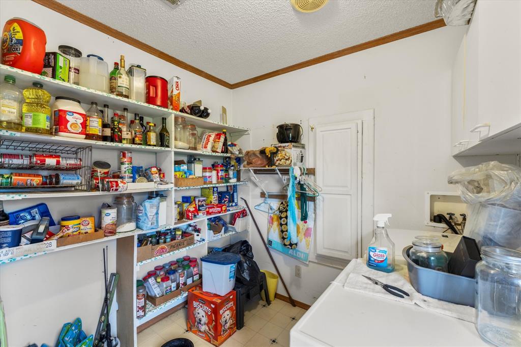 445 County Road 4742 Property Photo 39