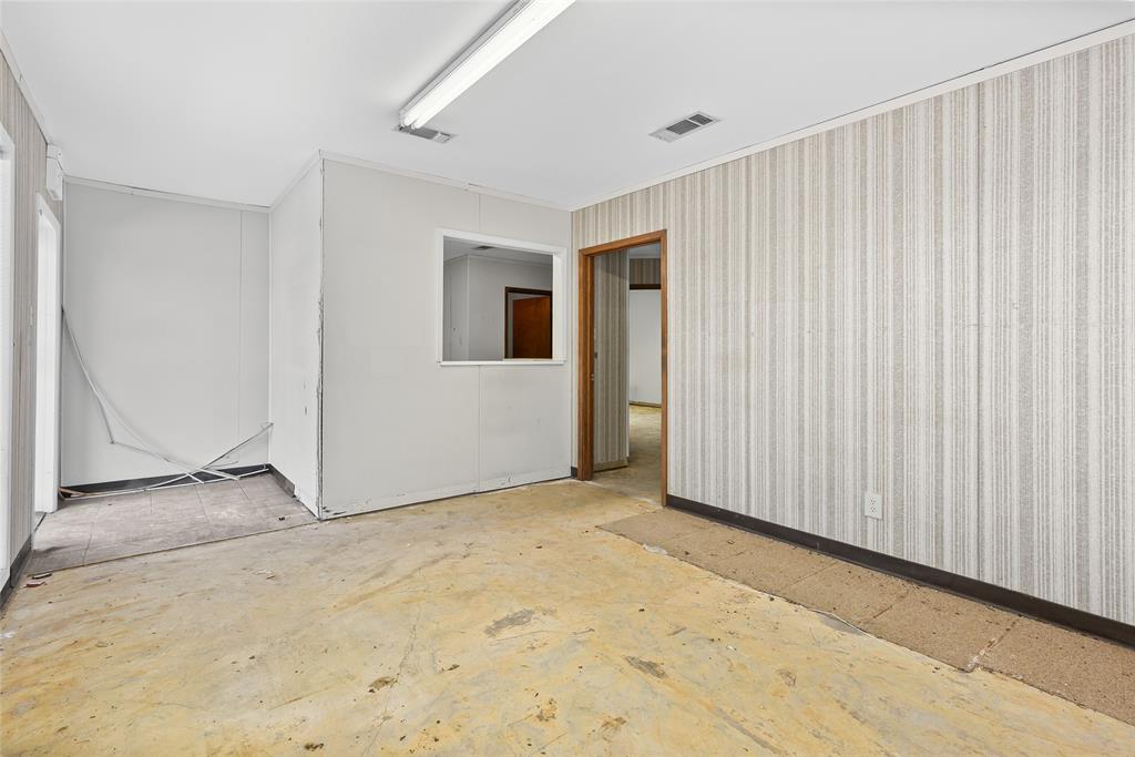 5408 Wesley Street Property Photo 17