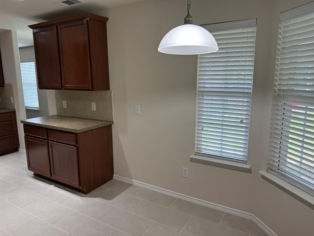 7421 Kite Lane Property Photo 7