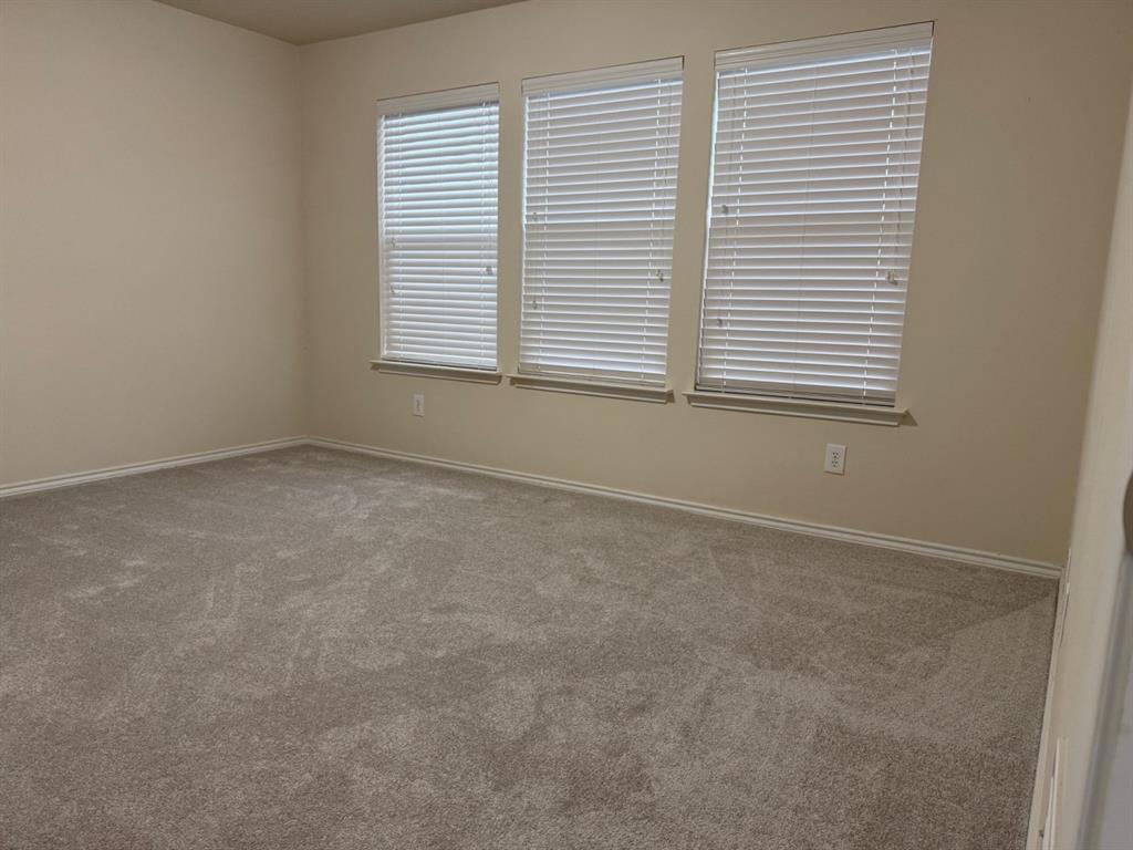 7421 Kite Lane Property Photo 13