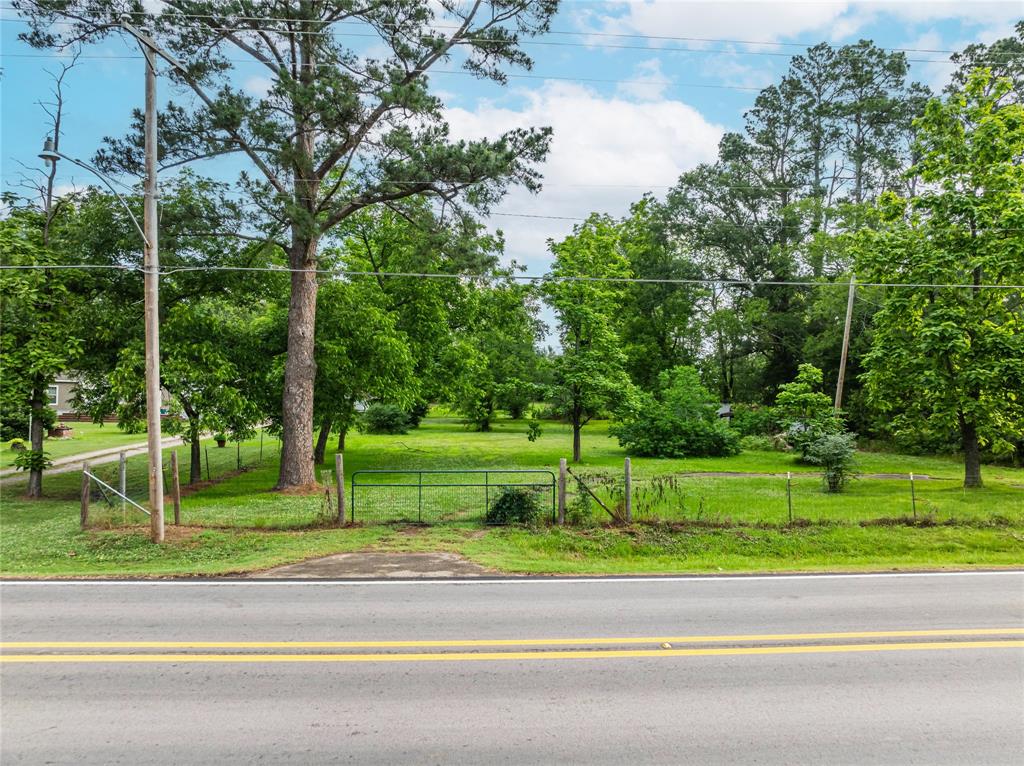 509 Clarksville Street Property Photo 1