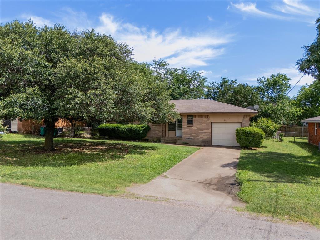 212 Cedar Property Photo 1