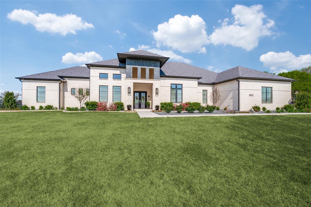300 Crosswood Creek Court Property Photo 1