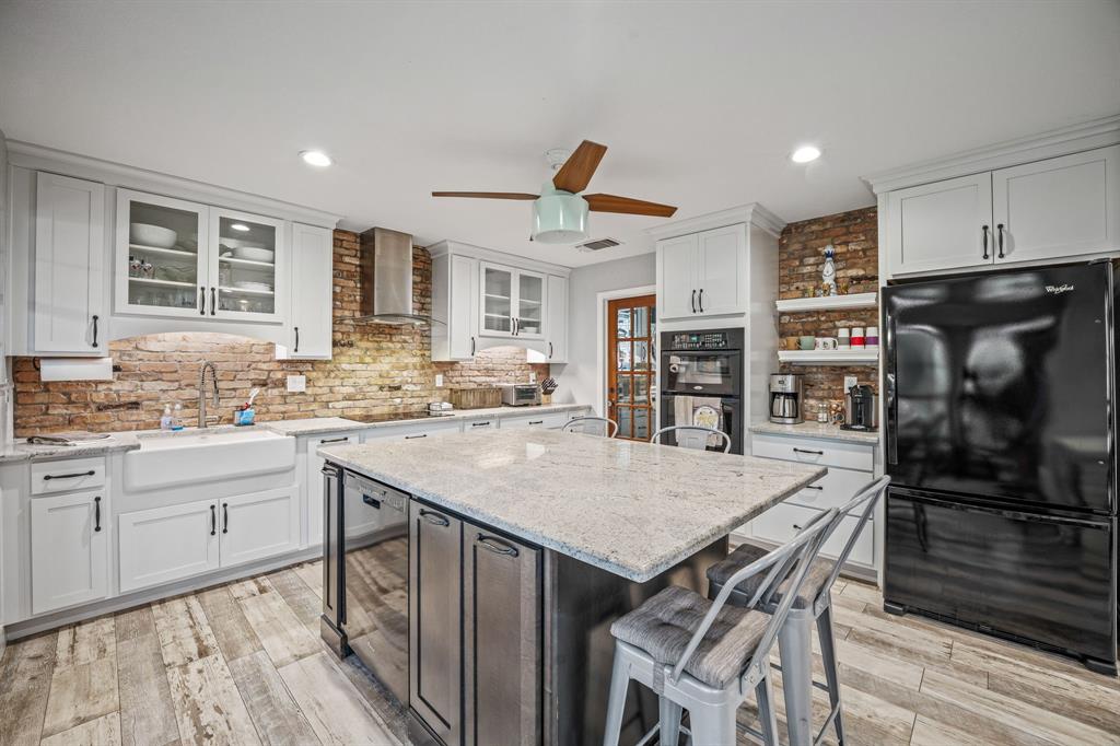 4904 Fairway Place Court Property Photo 10