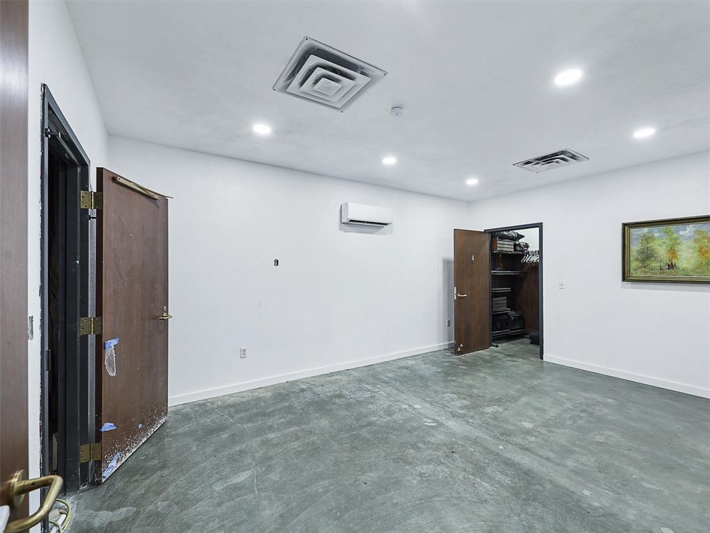 1331 Memorial Drive Property Photo 32