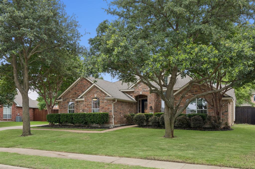 945 Brentwood Drive