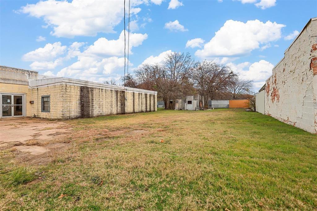 1119 W Hubbard Street Property Photo 1
