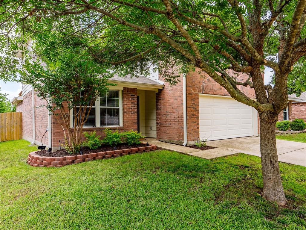1621 Willow Way Property Photo 1