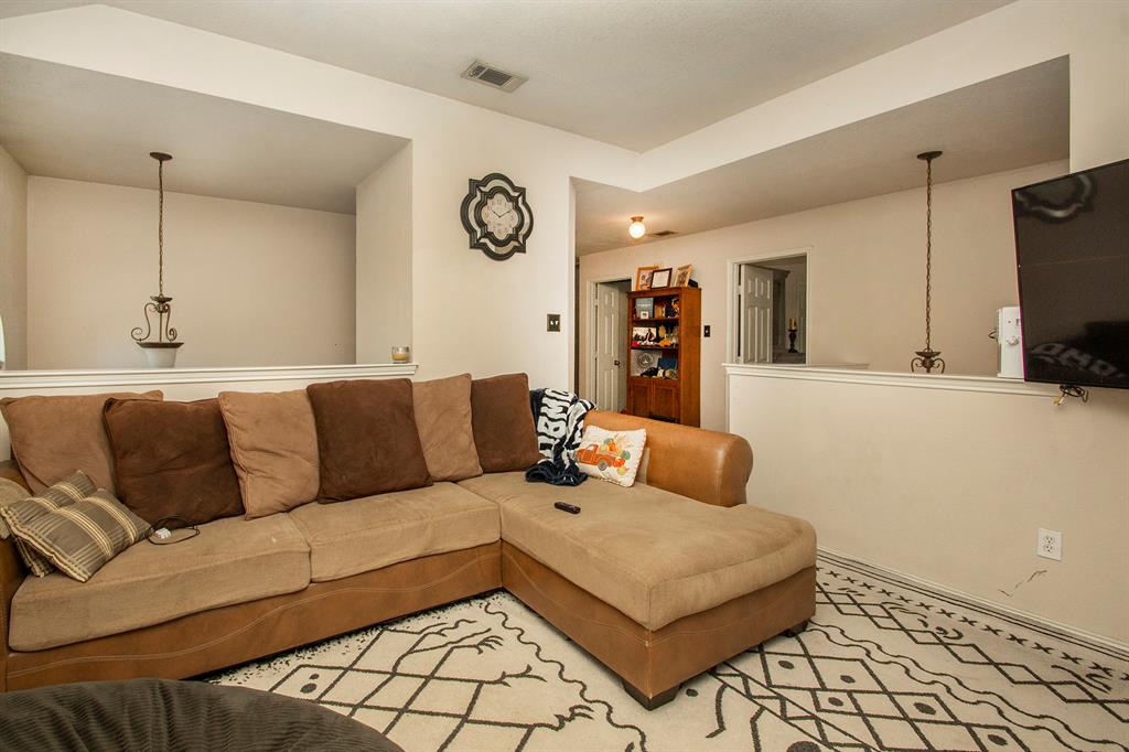 14325 Cedar Post Drive Property Photo 1
