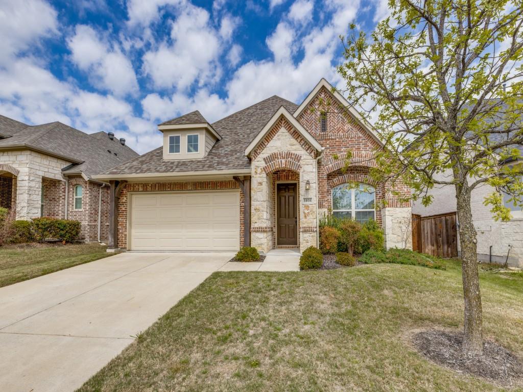 1016 Llano Falls Drive Property Photo 1