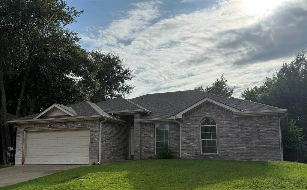 334 River Oaks Lane Property Photo 1