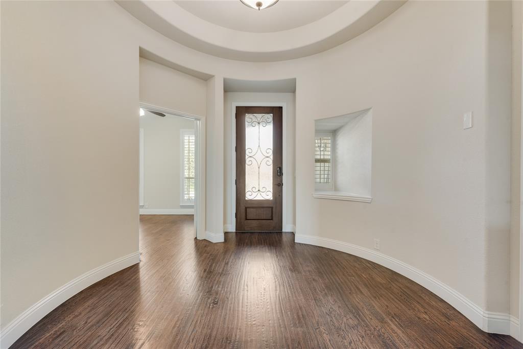 1207 Glasbury Glen Way Property Photo 4