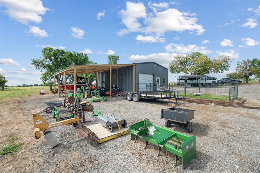 12393 Chisum Road Property Photo 7