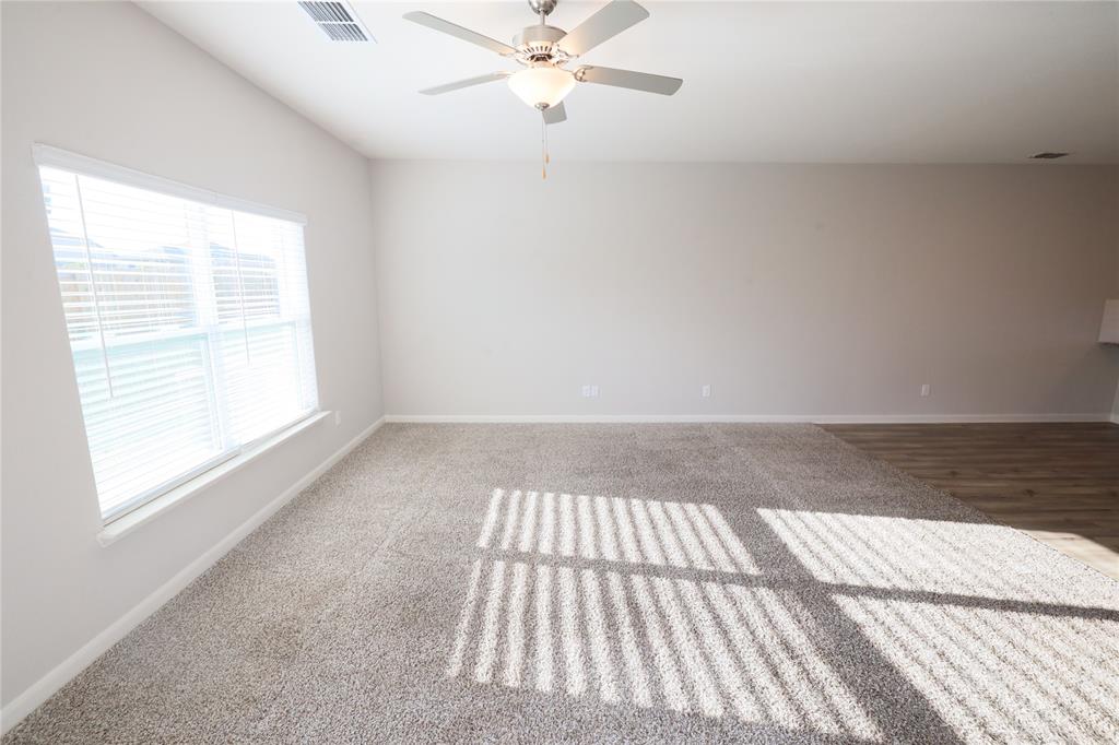 2121 Yarbrough Drive Property Photo 8