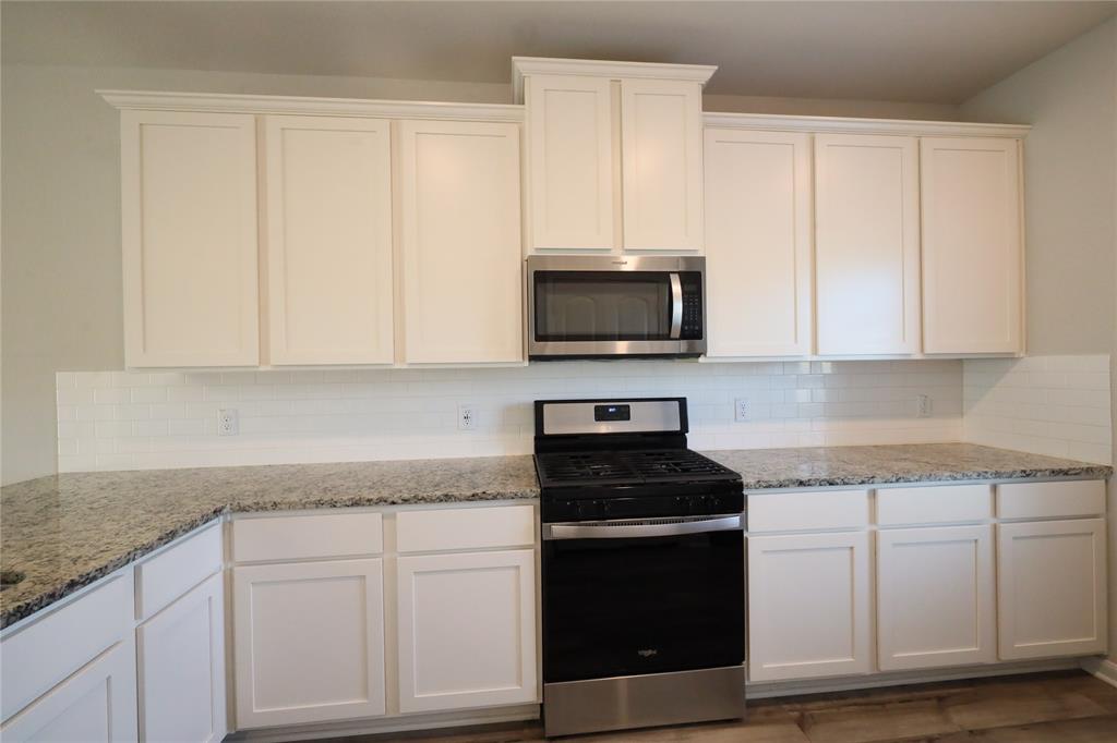 2121 Yarbrough Drive Property Photo 12