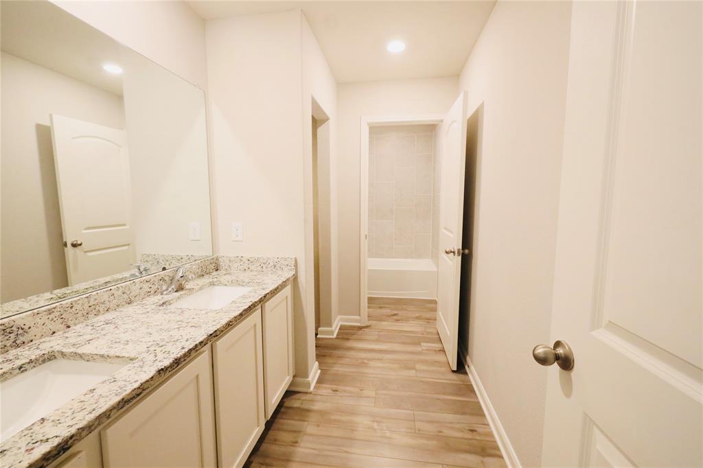 2121 Yarbrough Drive Property Photo 33