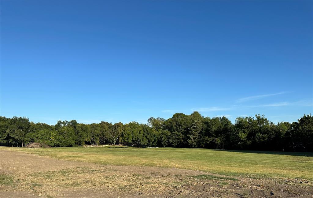 1210 Smirl Property Photo 3
