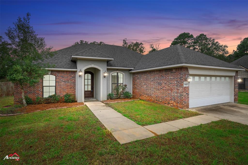 9445 N Pointe Circle Property Photo 1