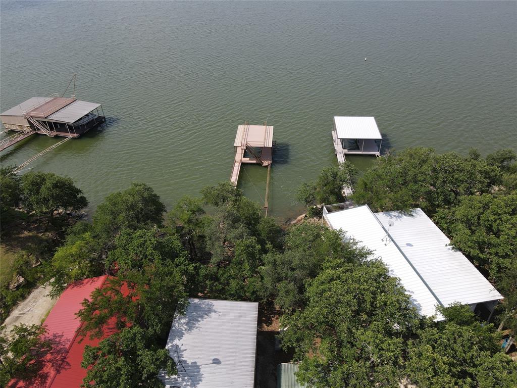 538 Oak Point Property Photo 8