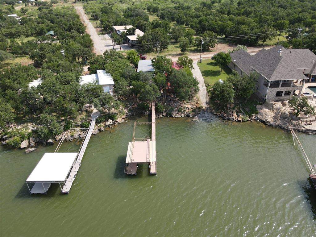 538 Oak Point Property Photo 10