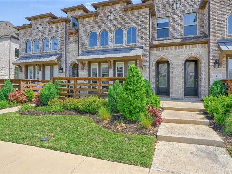 421 Blue Creek Cove Property Photo 1