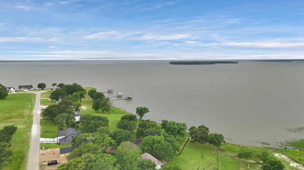1511 Shoreline Drive Property Photo 14