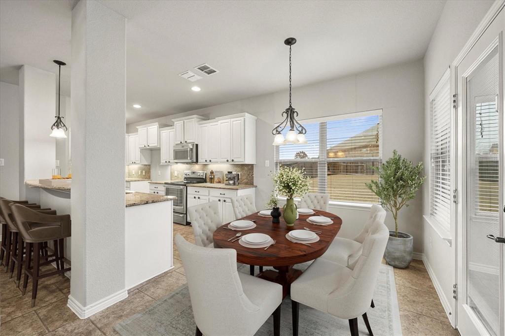 2408 Comal Court Property Photo 6