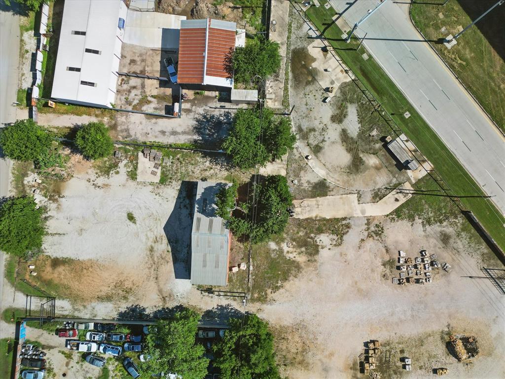 10025 Jacksboro Highway Property Photo 5