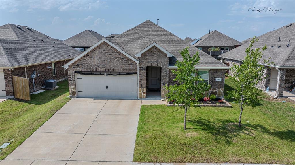 707 Range Drive Property Photo 1