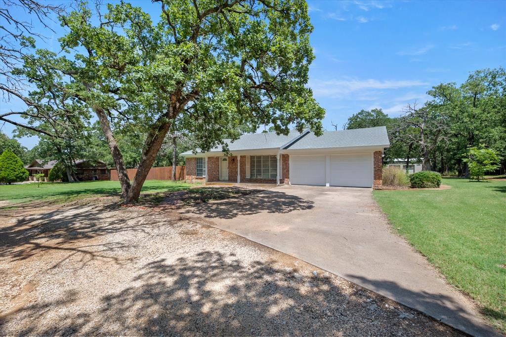 209 Circle Drive Property Photo 1