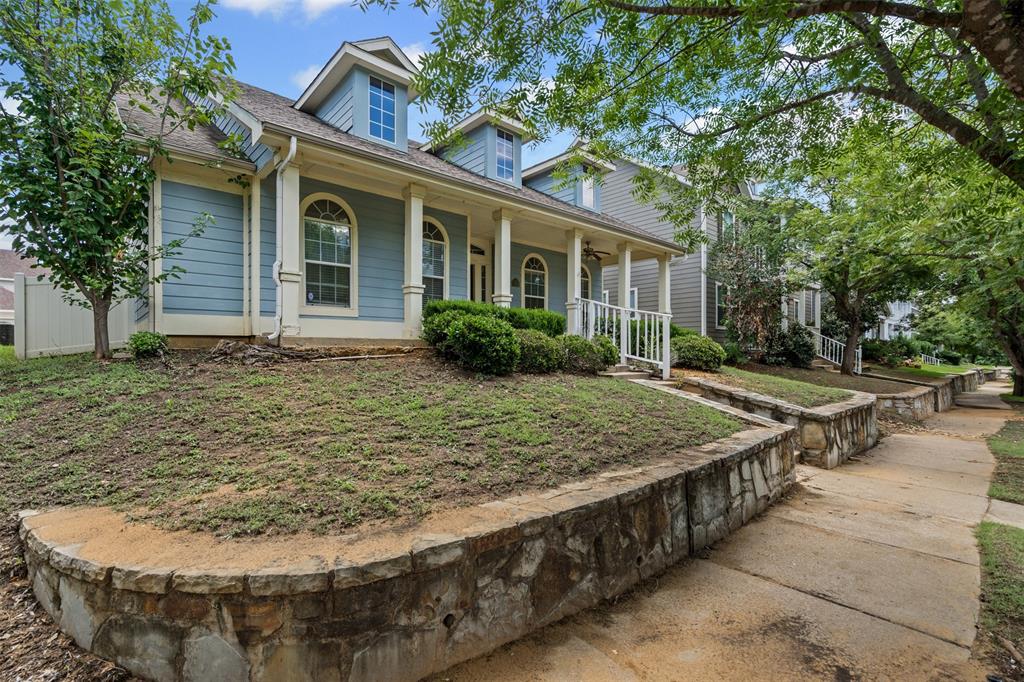 1900 Plymouth Drive Property Photo 2