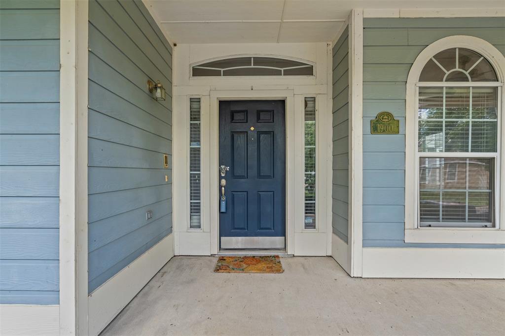 1900 Plymouth Drive Property Photo 6