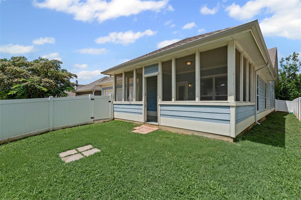 1900 Plymouth Drive Property Photo 33