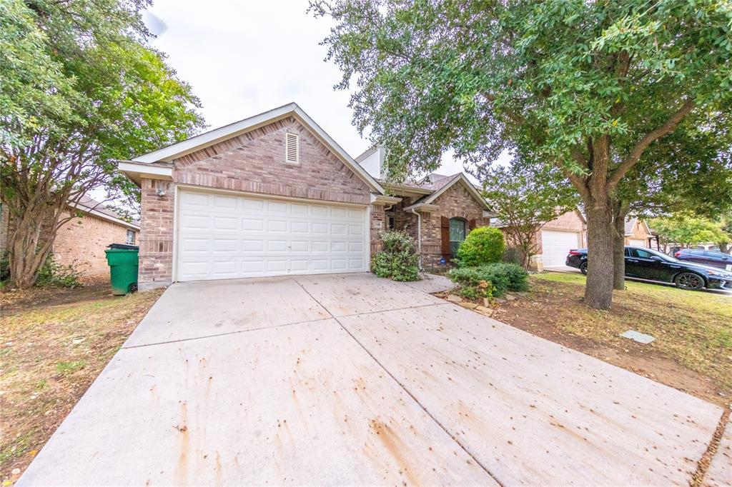 2808 Bentwood Way Property Photo 1