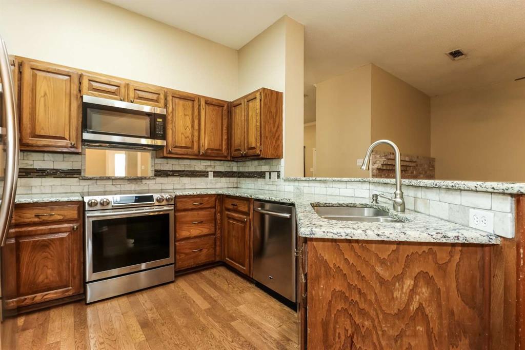 665 Cardinal Ridge Road Property Photo 1