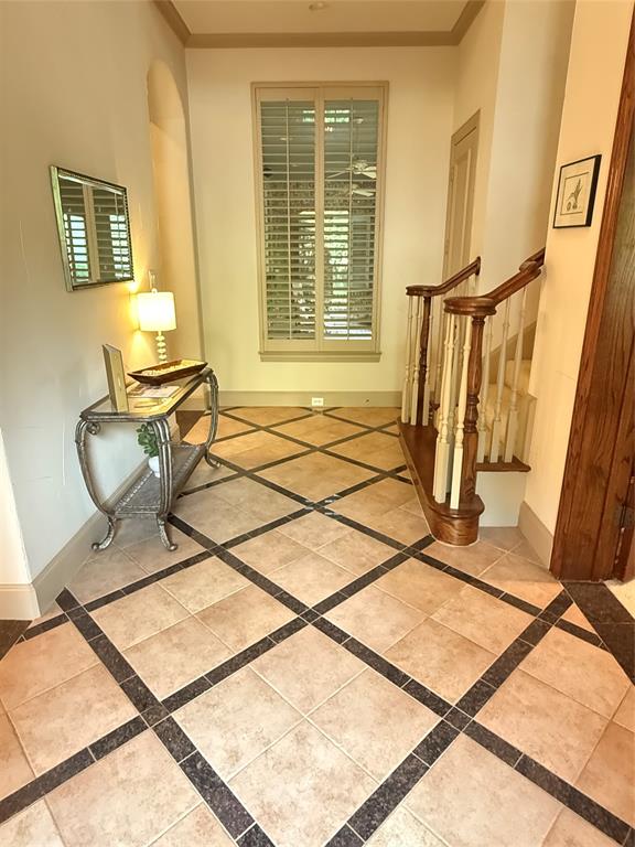 1420 Kensington Court Property Photo 6