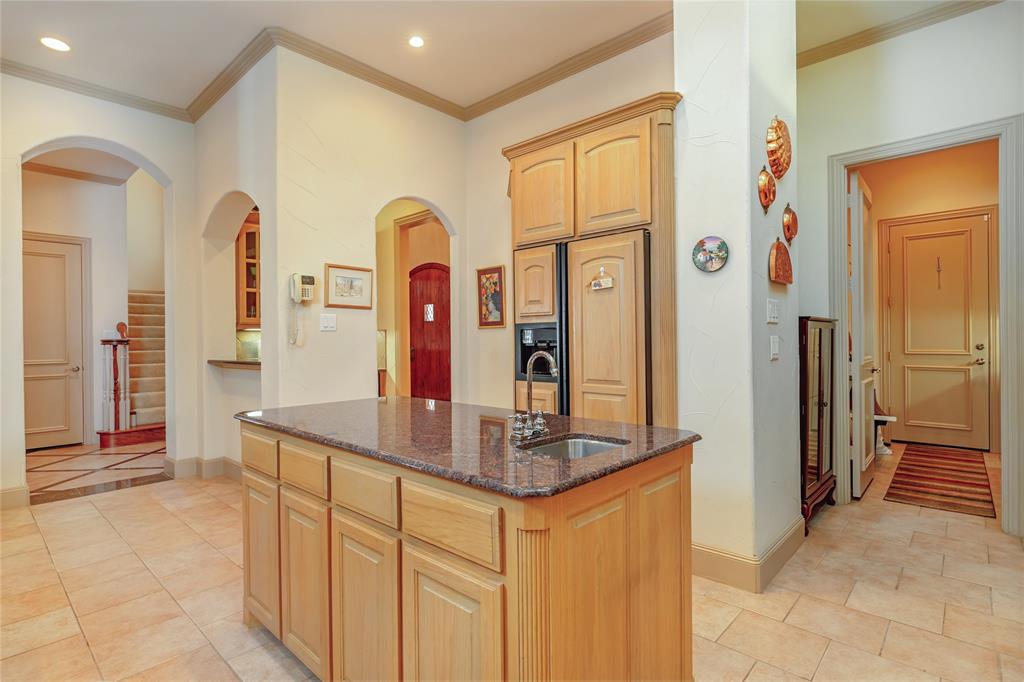1420 Kensington Court Property Photo 12
