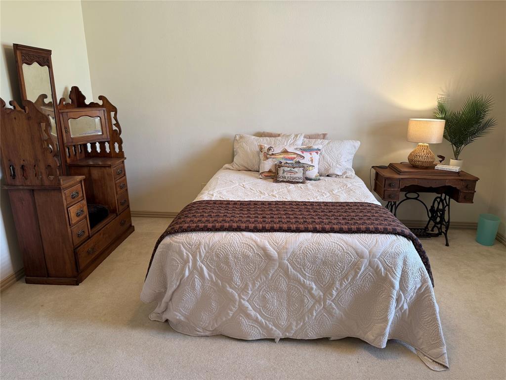 1420 Kensington Court Property Photo 22