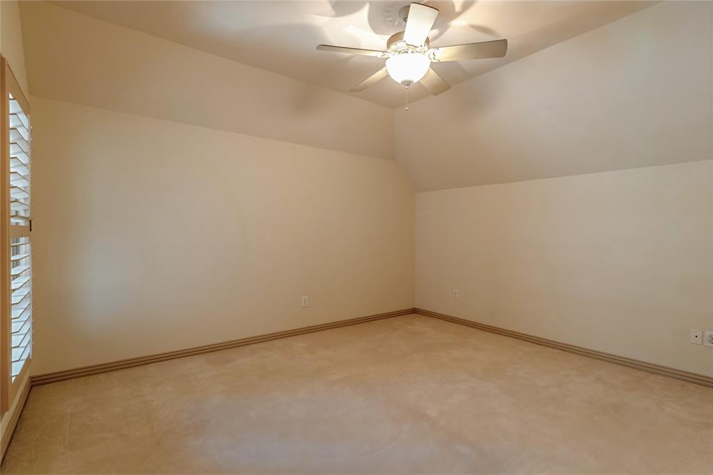 1420 Kensington Court Property Photo 26