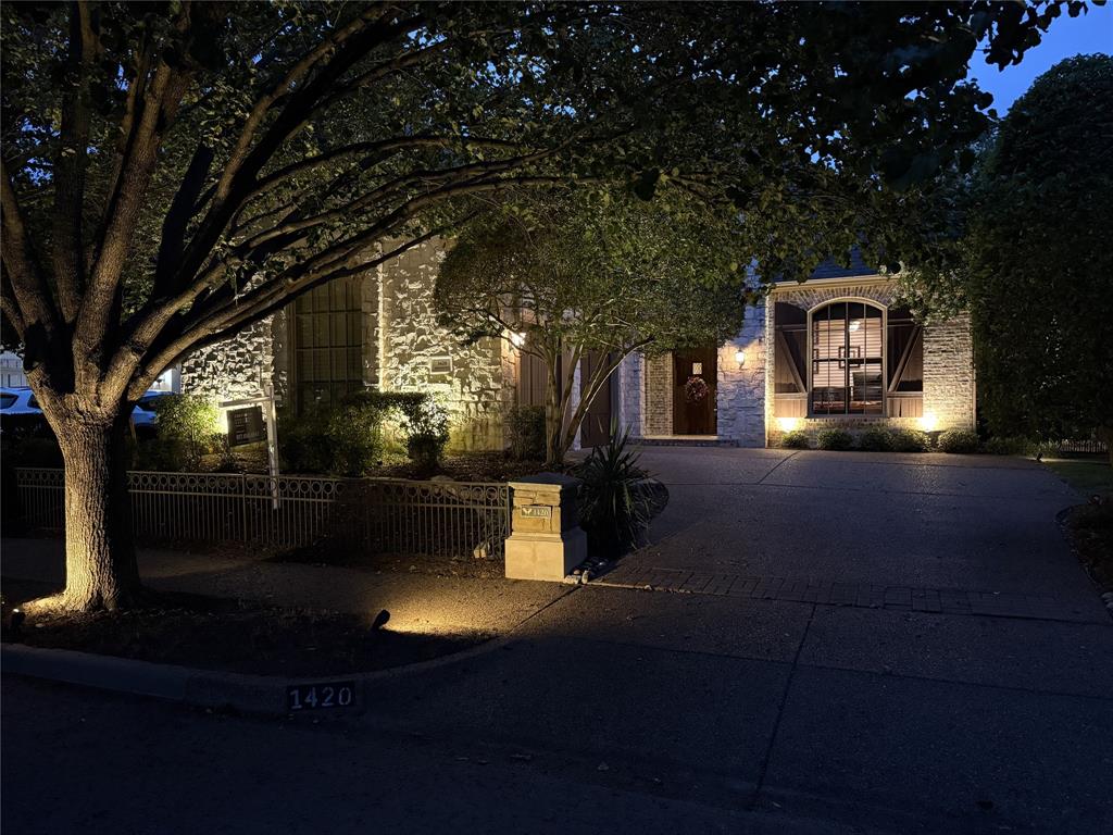 1420 Kensington Court Property Photo 37
