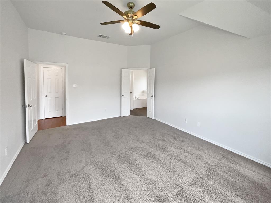 4162 Stone Hollow Way Property Photo 5