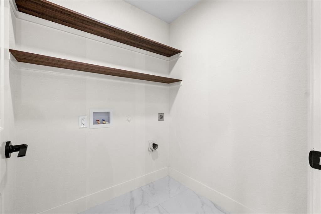 5809 Hidden Pine Lane Property Photo 16