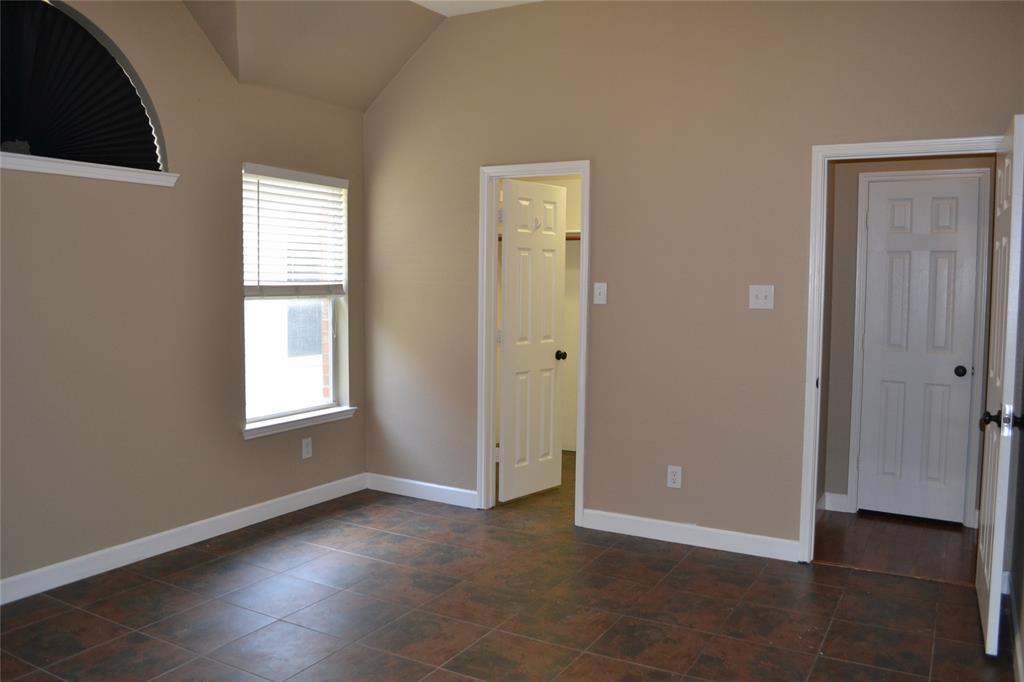 6005 Hidden Pine Lane Property Photo 10